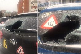 Пензенец ночью сломал шлагбаум и побил стекла авто