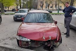 В Пензе нашли «Мазду», протаранившую платную парковку В Пензе нашли «Мазду», протаранившую платную парковку