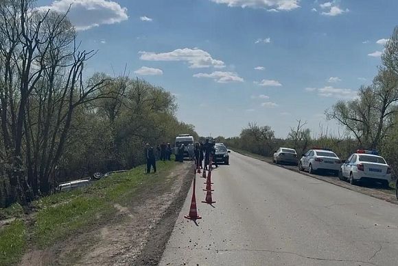 Появились фото с места смертельного ДТП в Белинском районе