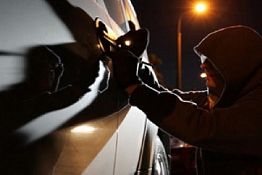 В Пензе задержали 20-летнего серийного автоугонщика В Пензе задержали 20-летнего серийного автоугонщика
