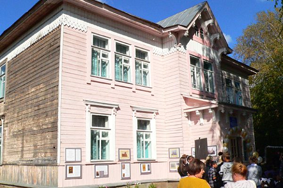 Школа с. Старая Потловка Колышлейского района отметила 120-летний юбилей