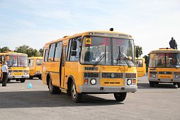 Школы четырех районов Пензенской области получили новые автобусы Школы четырех районов Пензенской области получили новые автобусы