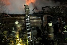 В Пензе пожар на ул. Ферганской тушили 17 огнеборцев
