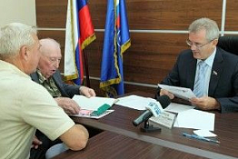 Председатель Заксобра Пензенской области провел прием граждан Председатель Заксобра Пензенской области провел прием граждан