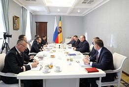 Губернатор встретился с начальником Куйбышевской железной дороги Губернатор встретился с начальником Куйбышевской железной дороги