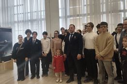 В Пензе открыли передвижную фотовыставку «Космическая панорама»