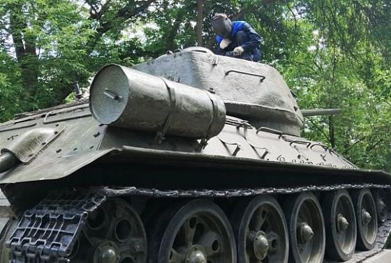 Пенза: специалисты попытались «оживить» танк Т-34