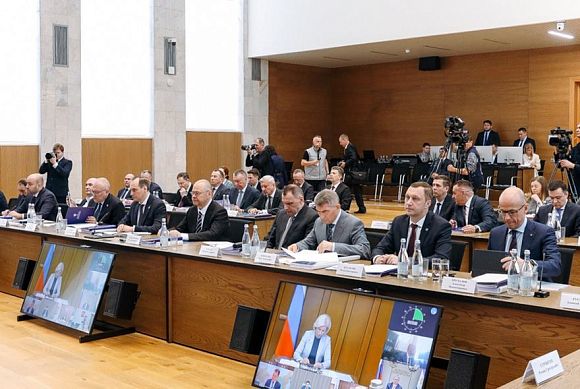 Олег Мельниченко принял участие в Совете при полпреде президента РФ в ПФО