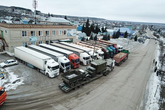 15 фур с гуманитарным грузом отправились из Пензенской области в зону СВО