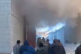 Пензенцы поделились видео пожара на ул. 40 лет Октября Пензенцы поделились видео пожара на ул. 40 лет Октября