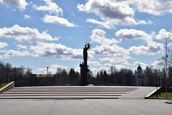 В Пензе Монумент воинской и трудовой доблести готовят к 9 Мая