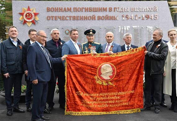 В Пензе открыли мемориальный комплекс, посвященный работникам ЗИФ
