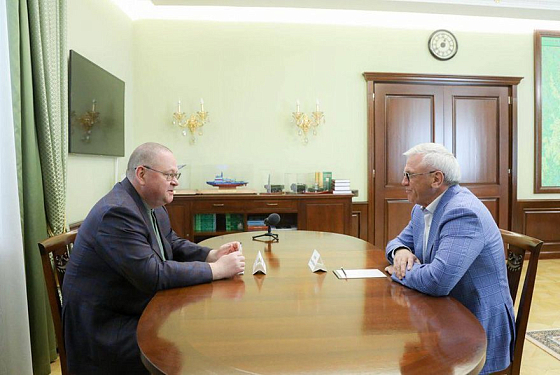 Олег Мельниченко провел встречу с Евгением Люлиным Олег Мельниченко провел встречу с Евгением Люлиным