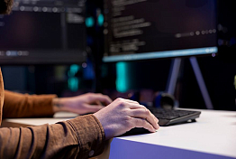 Java как профессия в 2025: перспективы карьеры и востребованность Java как профессия в 2025: перспективы карьеры и востребованность