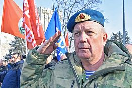 Юрий Краснов призвал остановить колонны ЧВК «Вагнер» Юрий Краснов призвал остановить колонны ЧВК «Вагнер»