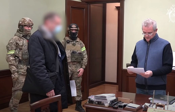 Иван Белозерцев отрицает вину в получении взятки