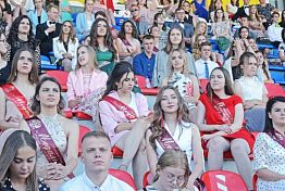 В Пензе проходит бал медалистов 2020