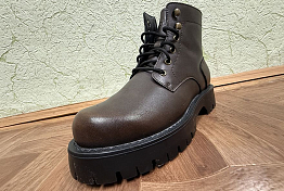 В Нижнем Ломове с экс-рабочего взыскали стоимость спецовки и ботинок