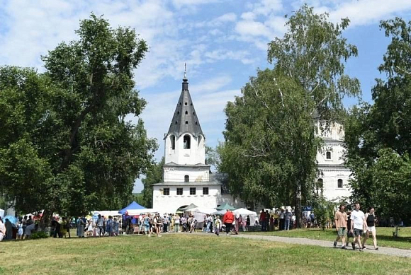 Тихвинская ярмарка в Радищево пройдет 4 июля