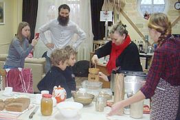 В Пензе семья Арбузовых отказалась от магазинного хлеба В Пензе семья Арбузовых отказалась от магазинного хлеба