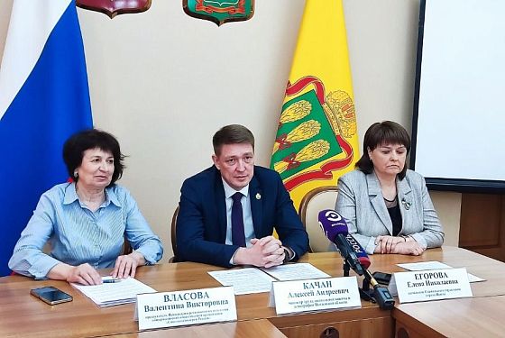 Пензенских пенсионеров научат не попадаться на удочку мошенников
