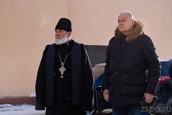 В Покровском архиерейском соборе города Пензы освятили воду