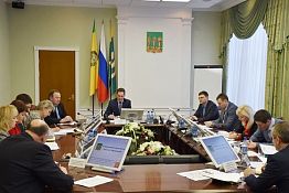 В Пензе хотят разбить парковки возле школ и садиков В Пензе хотят разбить парковки возле школ и садиков