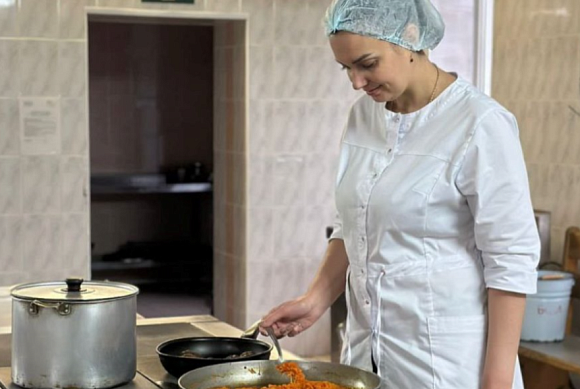 В Мокшанскую больницу пришли на работу 16 специалистов в 2025