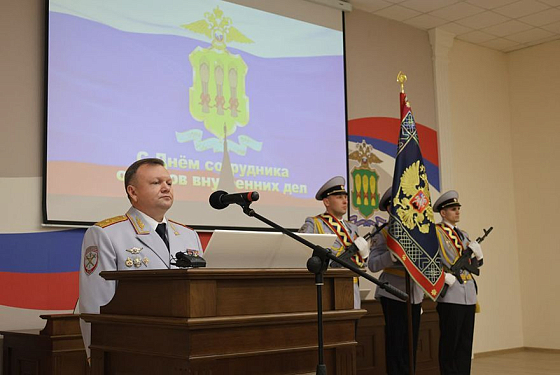 В Пензе лучших полицейских наградили ведомственными наградами