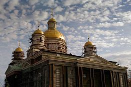 В Пензе 17 ноября ограничат стоянку у Спасского собора В Пензе 17 ноября ограничат стоянку у Спасского собора