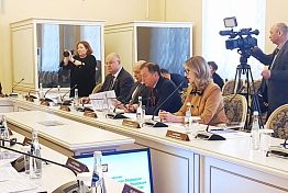 Вадим Супиков стал участником мероприятий Совета законодателей в Санкт-Петербурге Вадим Супиков стал участником мероприятий Совета законодателей в Санкт-Петербурге