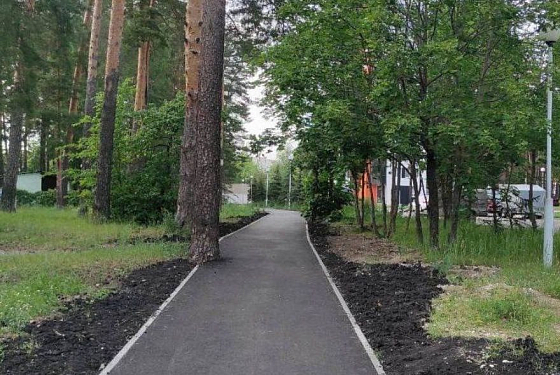 В Заречном привели в порядок пешеходную зону на улице Конституции СССР