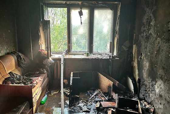 В Пензе из-за пожара на Коммунистической эвакуировали 10 человек