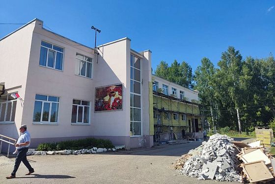 Подрядчик сорвал сроки сдачи Иссинской участковой больницы