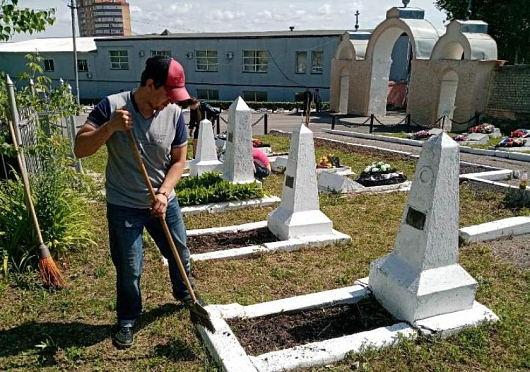 В Пензе на Мироносицком кладбище привели в порядок воинские захоронения