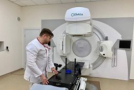 В пензенский областной онкодиспансер привезли радиотерапевтическую систему В пензенский областной онкодиспансер привезли радиотерапевтическую систему