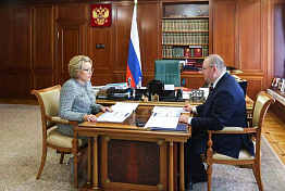 Олег Мельниченко рассказал Валентине Матвиенко о поддержке участников СВО