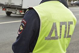 В Пензе Lada врезалась в дерево, пострадала 4-летняя девочка В Пензе Lada врезалась в дерево, пострадала 4-летняя девочка