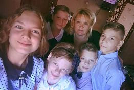 Мама, папа! История семьи Порфирьевых с удивительной улицы в Башмаково 