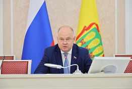 Председателем Заксобрания Пензенской области избран Вадим Супиков Председателем Заксобрания Пензенской области избран Вадим Супиков