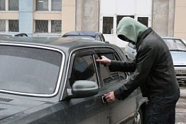 Авто, оставленное во дворе прогреваться, стало «трофеем» угонщика Авто, оставленное во дворе прогреваться, стало «трофеем» угонщика