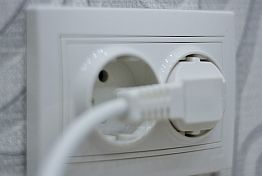 Зареченец погиб от удара током после подключения духовки Зареченец погиб от удара током после подключения духовки
