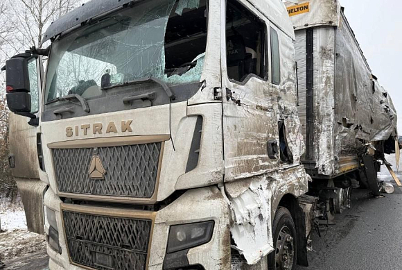 В Спасском районе погиб водитель попавшей в ДТП фуры
