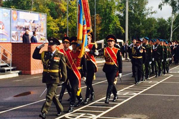 Михаил Бабич в День знаний посетил Башкирский и Удмуртский кадетские корпуса