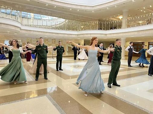 В Пензе прошел студенческий бал «Созвучие талантов»