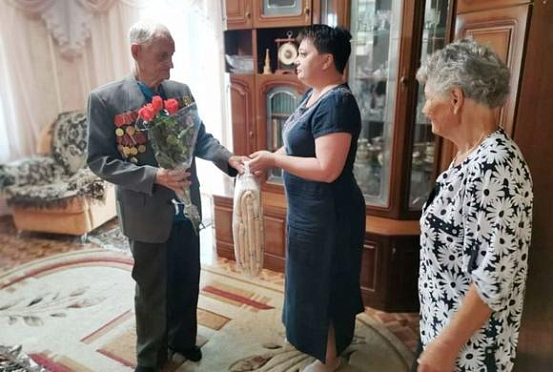 В Пензе ветерана Николая Тащаева поздравили с 94-летием