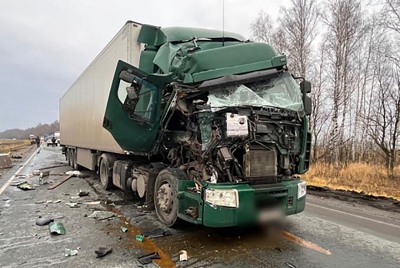 Появились фото с места смертельного ДТП в Иссинском районе