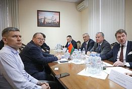 Мельниченко в Минске принял участие в обсуждении вопросов деловой активности Мельниченко в Минске принял участие в обсуждении вопросов деловой активности