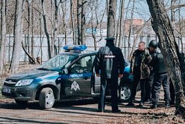 В Бессоновке сельчанин натравил пса на росгвардейцев