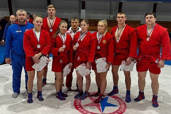 Пензеские самбисты отличились на чемпионате и первенстве ПФО